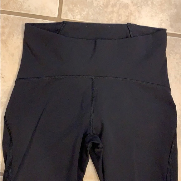 Lululemon Train Times Crop (17”) - Picture 3 of 8